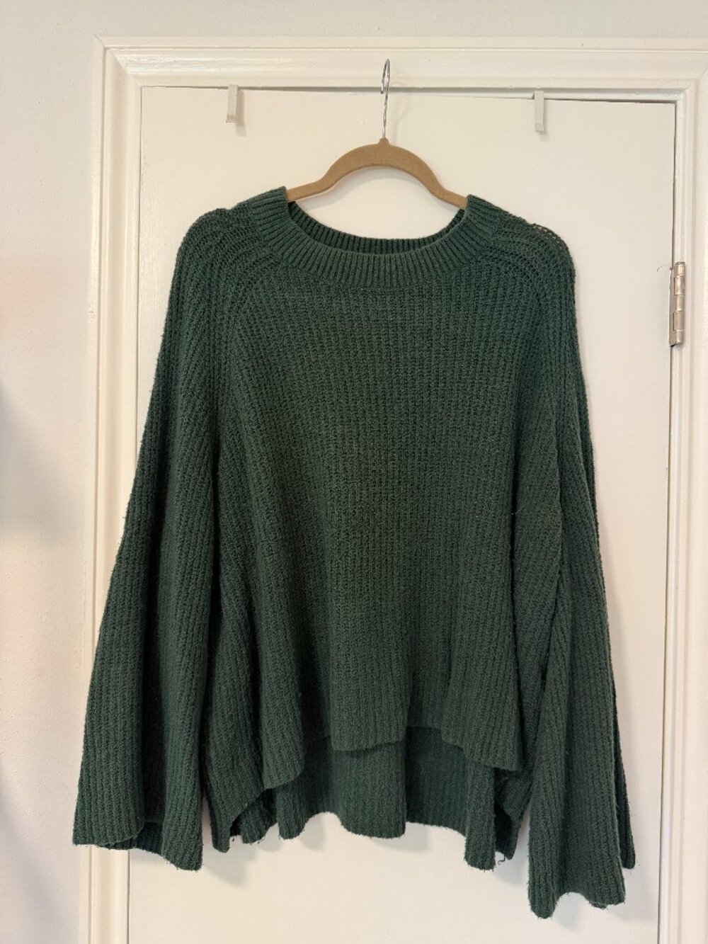 Free Press Forest Green Oversized Bell Sleeve Knit Sweater M